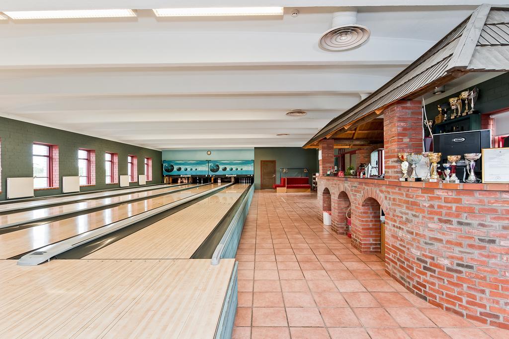Veskisilla Hotel Türi エクステリア 写真