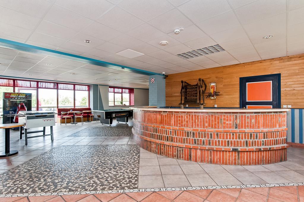 Veskisilla Hotel Türi エクステリア 写真